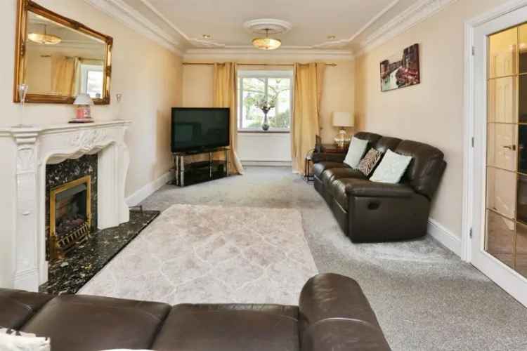 Five Bedroom Detached House For Sale in Catisfield