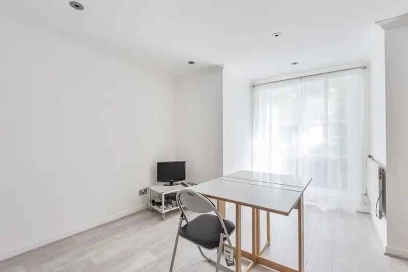 Stunning Studio Apartment near Fulham Broadway West Brompton