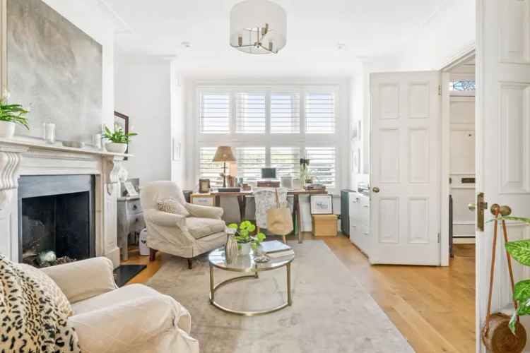 Terraced House for sale with 4 bedrooms, Lonsdale Road, Barnes