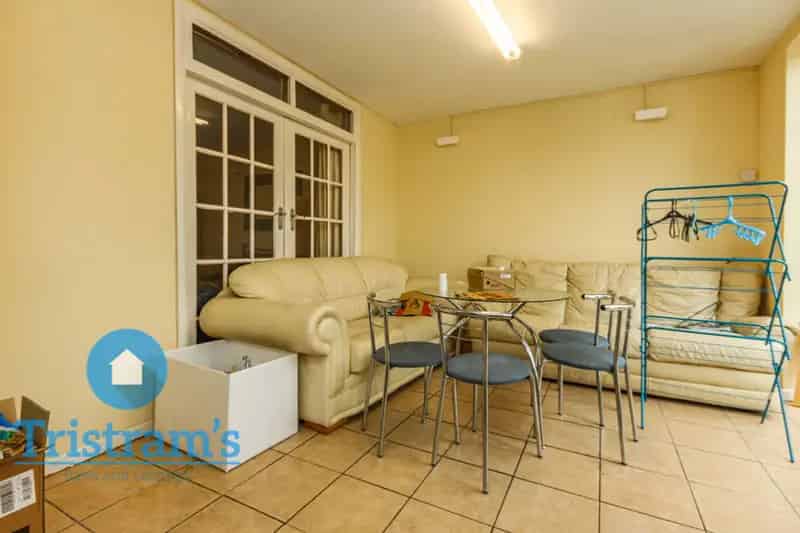 4 Bedroom Detached House to Rent in Wollaton
