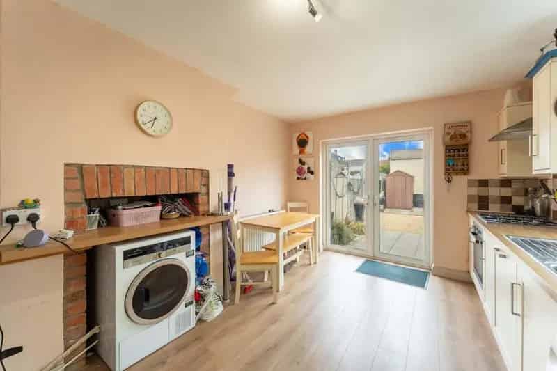 3 bed property for sale