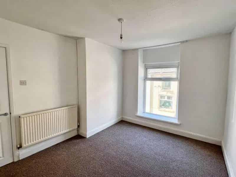 3 Bed End Terrace House For Sale - Two Reception Rooms - Low Maintenance Garden