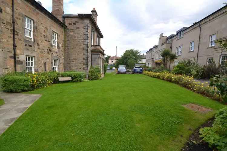 2 Bedroom Georgian Gatehouse Apartment Willowbrae