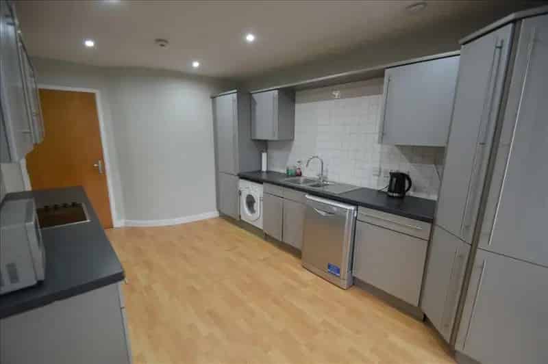 3 Bedroom Apartment to Rent in Lanarkshire