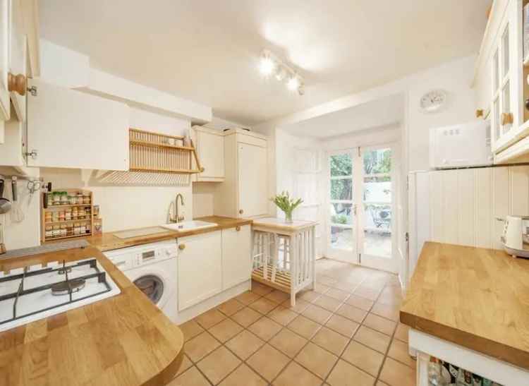 One Bedroom Garden Flat Warwick Avenue London