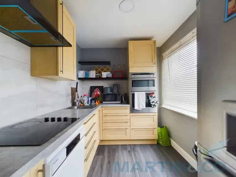 1 bedroom Flat
 To Rent
