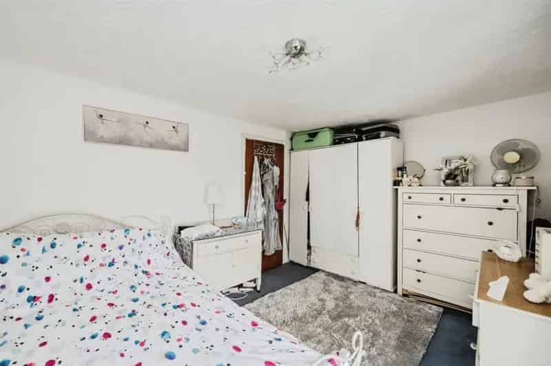 2 Bedroom Terraced House Brynhyfryd