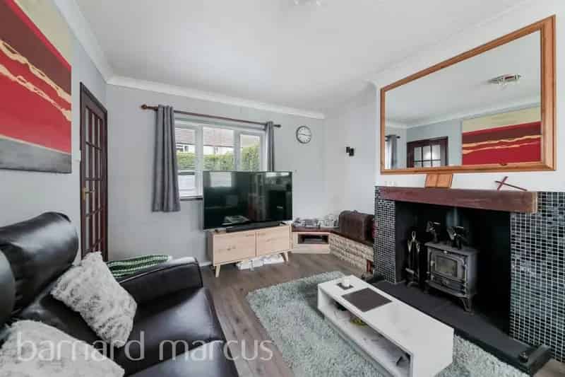 3 Bed End Terrace House Carshalton - Huge Potential