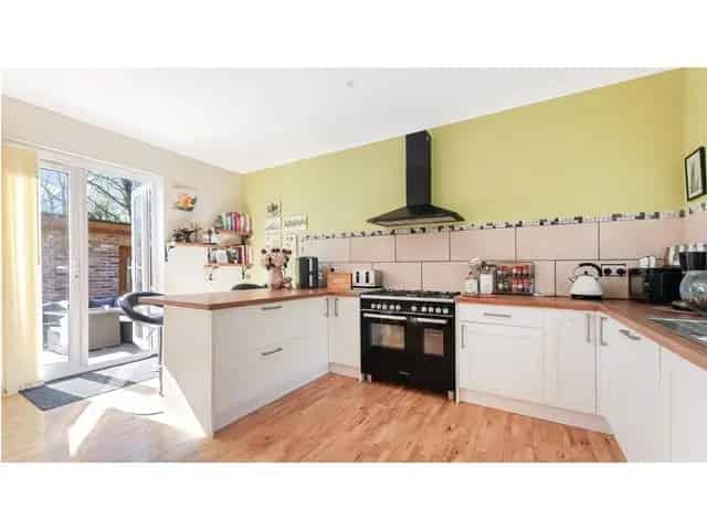 3 Bedroom Bungalow for Sale Spacious Gardens Woodlands