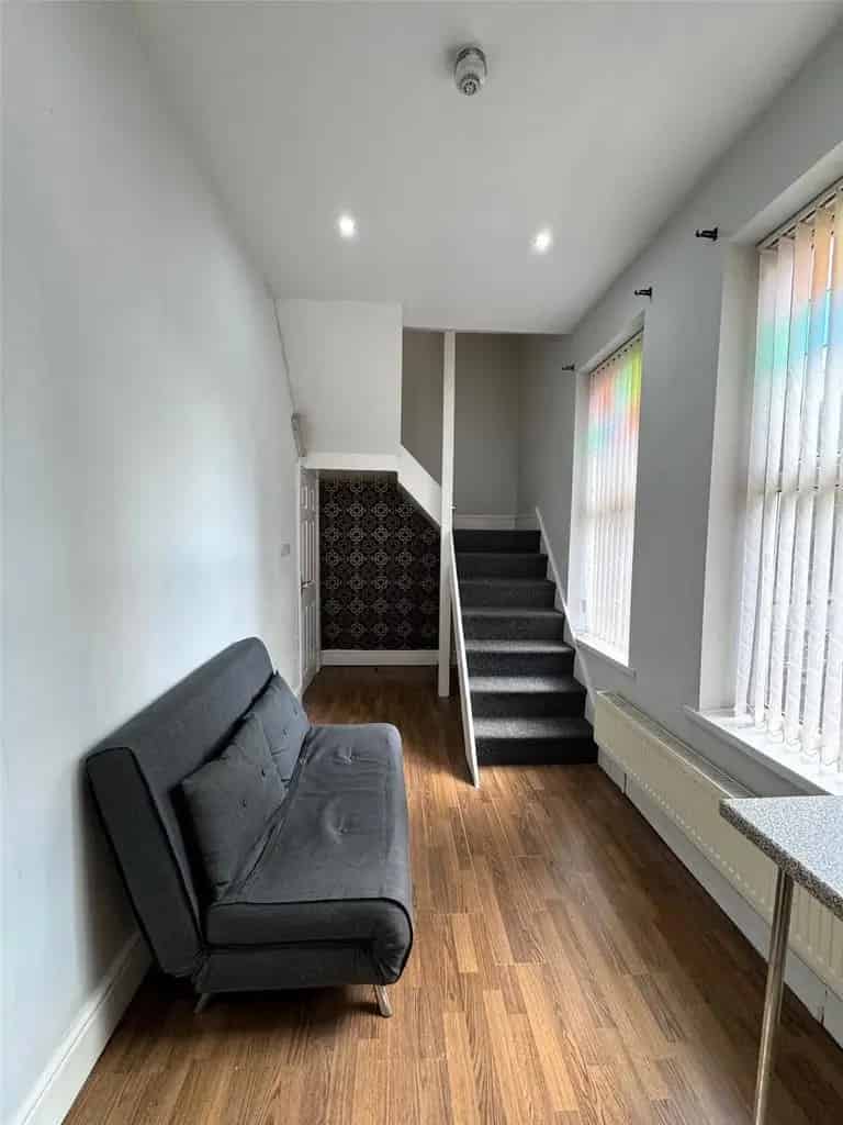 1 Bedroom Flat to Rent Bills Included Part Furnished