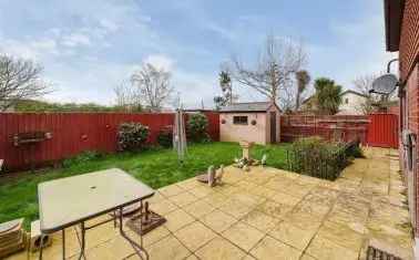 House For Sale in Taunton, England