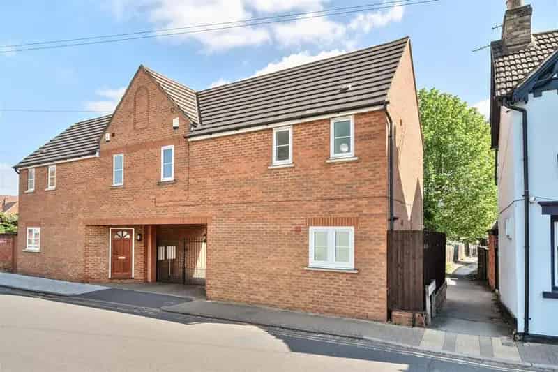 3 Bedroom House for Sale Near Amenities