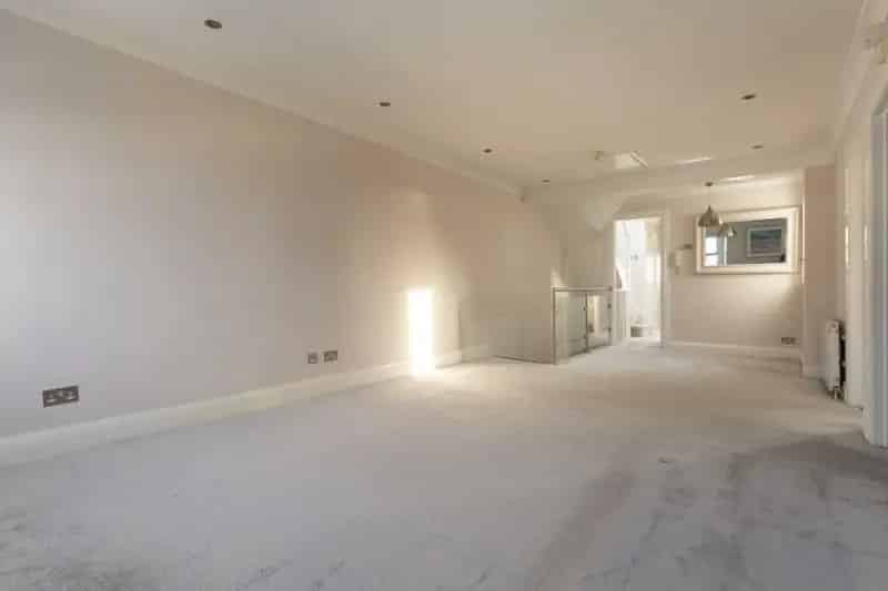 2 Bedroom Penthouse Apartment Sea Views Sussex Square
