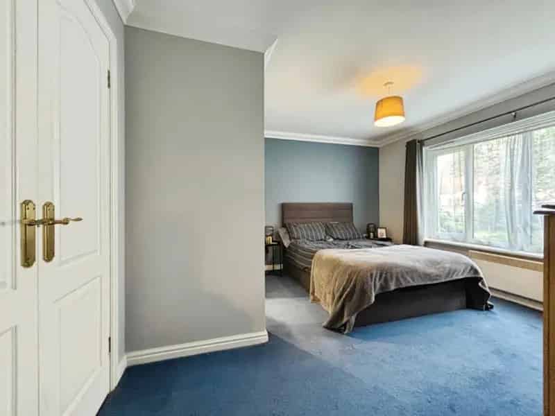 2 Bed Ground Floor Apartment Kennington