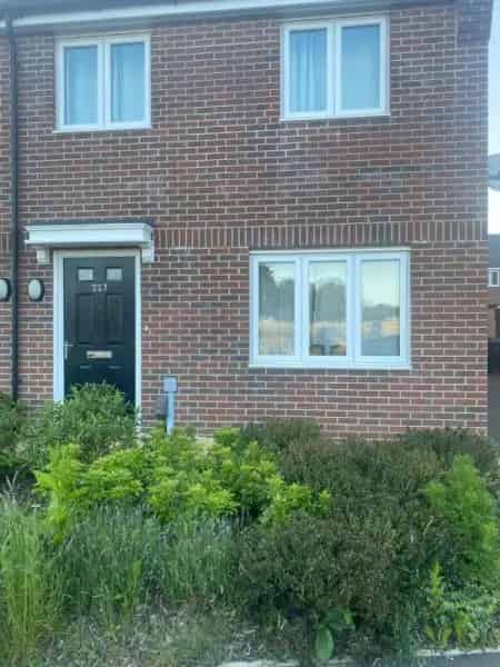 New Build Property with Transport Links and Amenities