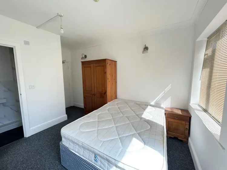 1 Bedroom House to Let All Bills Included