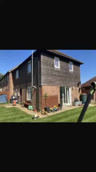 3 Bedroom House with Large Garden near Chichester