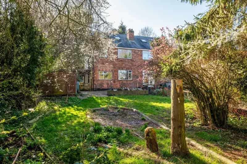 3 Bed Semi-Detached House for Sale - Excellent Extension Potential