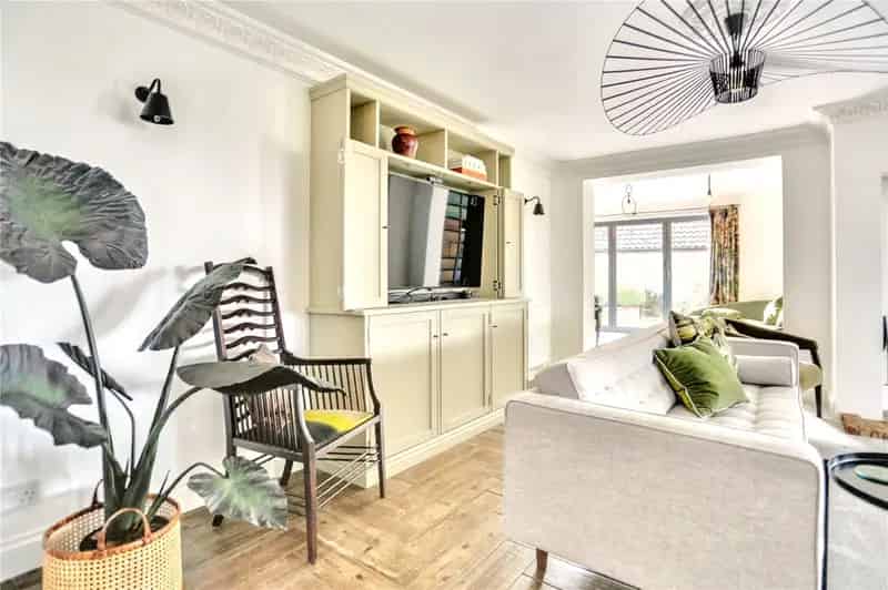 4 Bedroom Detached House in Beighton