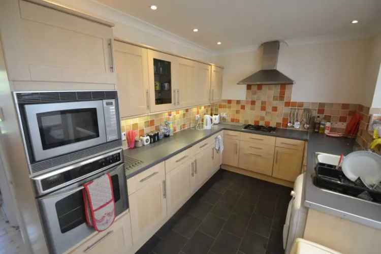 3 Bedroom Semi-Detached House to Rent Near University