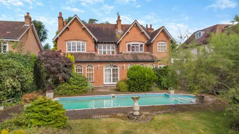 5 Bedroom Detached House For Sale Solihull