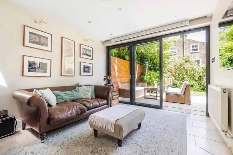 Stunning Victorian Maisonette Four Bedrooms Large Garden Abbeville