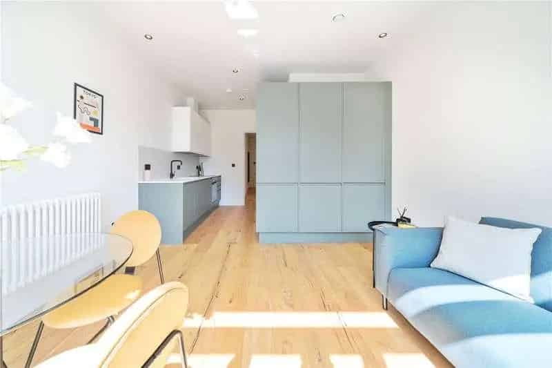 1 Bed Flat for Sale in Chiswick Gunnersbury