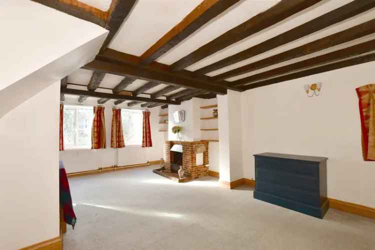 3 Bedroom Semi-Detached House for Sale in Handcross