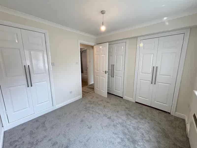 1 Bedroom Ground Floor Apartment to Rent
