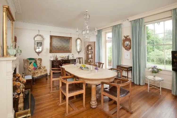 Grade II Listed Georgian Country House Runwick Surrey
