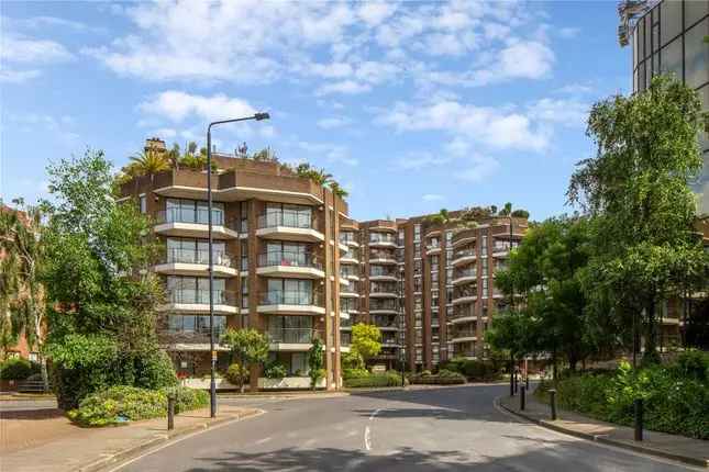 3-Bedroom Flat for Sale in West Kensington