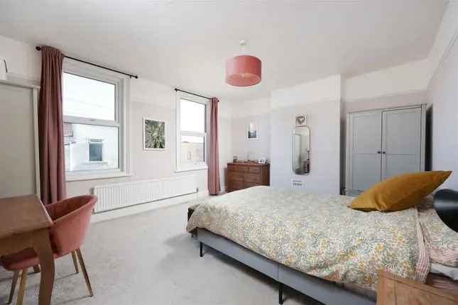 Two Bedroom House for Sale in Horfield Bristol