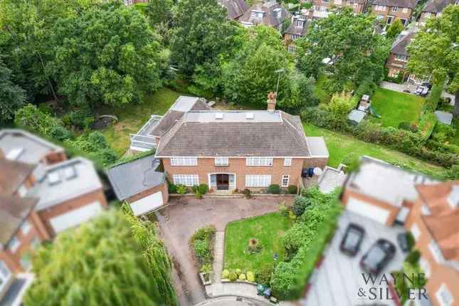 Detached house for sale in Winnington Close, Hampstead Garden Suburb, London N2