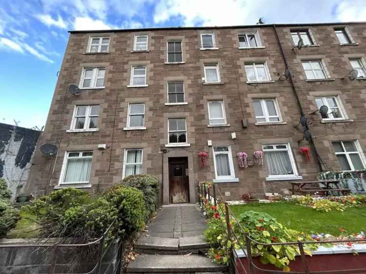 2 bedroom ground floor flat for sale