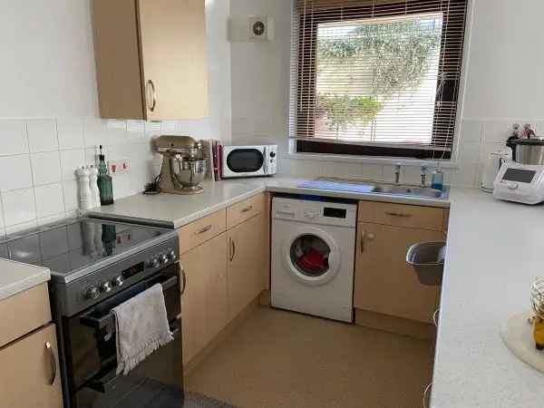 Flat For Rent in Exeter, England