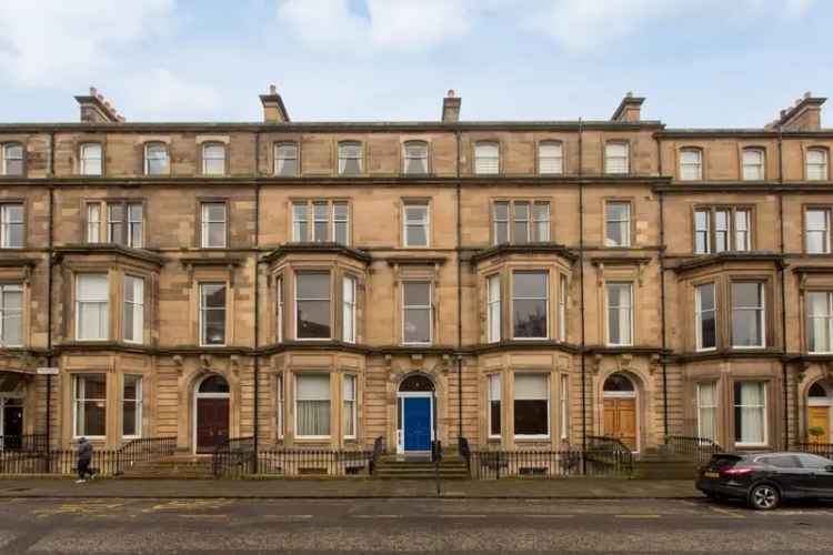 2 Bedroom Apartment for Sale in Edinburgh