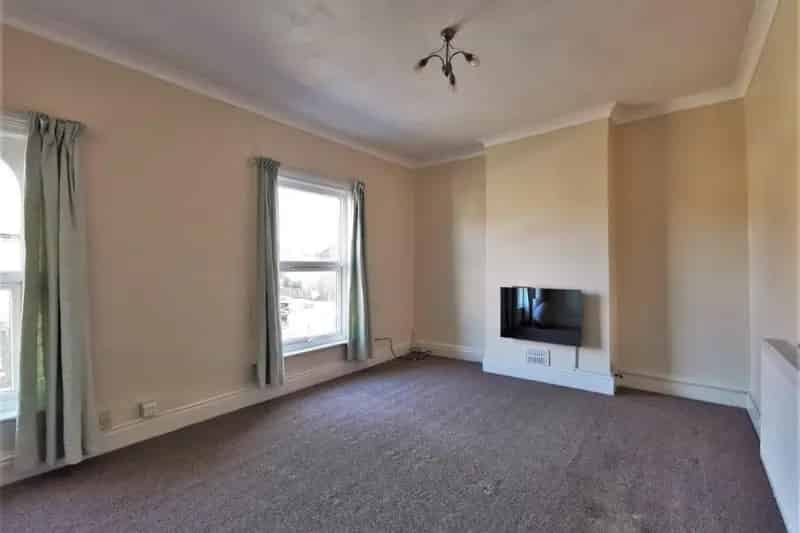 One Bedroom Apartment in Rudheath Near Train Station