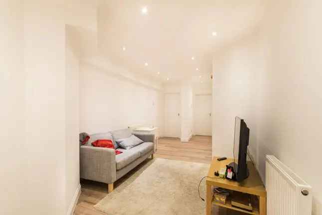 Flat to rent in Hans Place, Chelsea, London SW1X