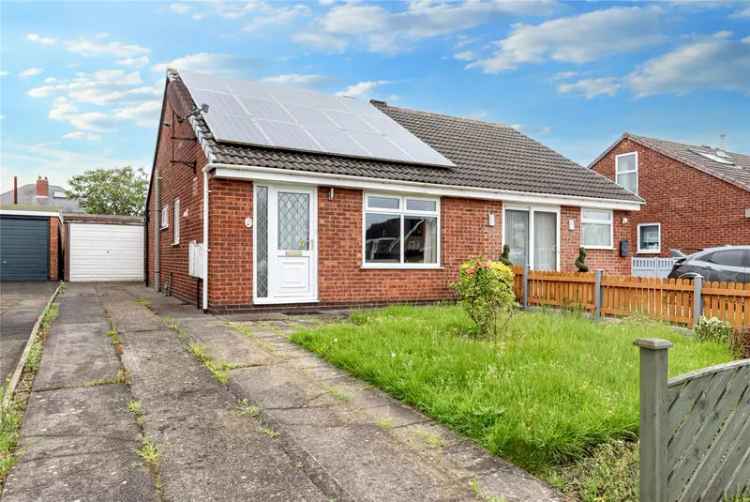 Bungalow For Sale in Leeds, England