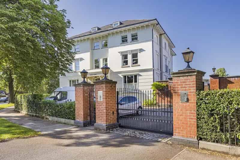 2 Bedroom Apartment for Sale - Newly Renovated