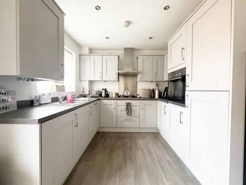 3 Bedroom House For Sale Family Home Parking Ensuite