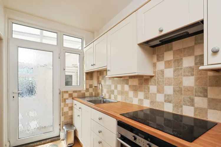 Family Home For Sale Near Schools and Commuter Routes
