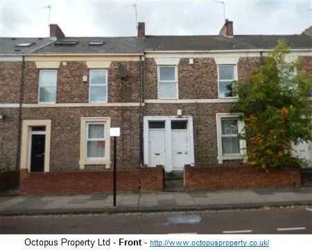 3 bedroom flat to rent