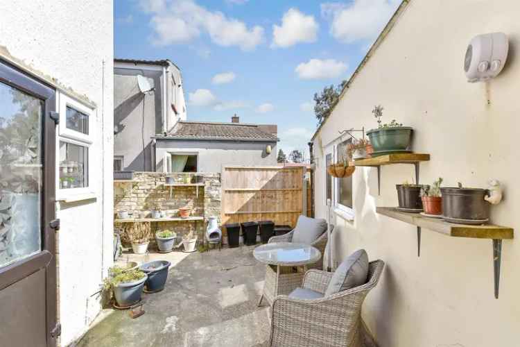 3 Bedroom End Terrace House for Sale