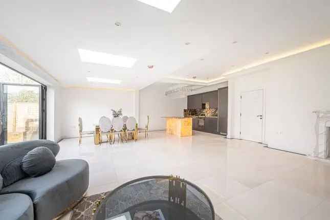 5 Bedroom Semi Detached House For Sale Purley Avenue Cricklewood London NW2