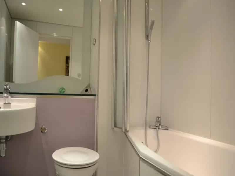 2 Bedroom Flat to Rent Near Waterloo Station