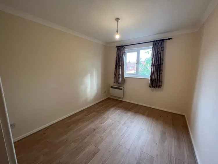 1 Bedroom Maisonette near Basingstoke Town Centre