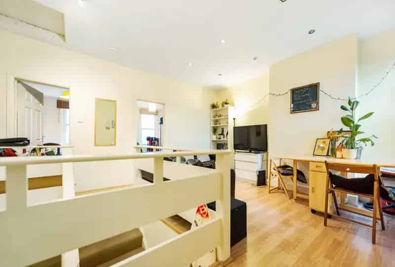 3 Bedroom Flat to Rent Clapham Brixton
