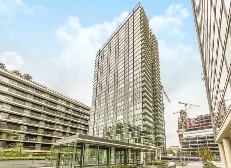 Flat For Sale , London, England
