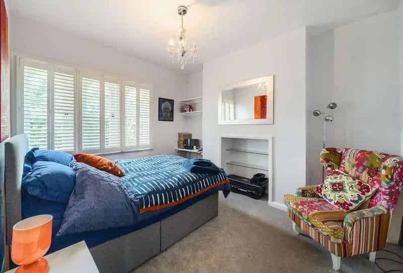 4 Bed Victorian Villa for Sale - Modernized Charm